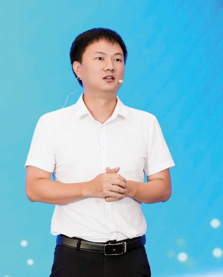 开云体育官方入口-讲述 | 点燃村超的人：一场球赛带火一座城，5亿流量背后的男人