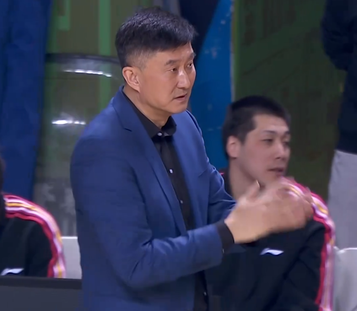 开云体育登录入口-宏远速递！名记曝杜锋提前续约，徐昕迎国家队首秀，王少杰或留队